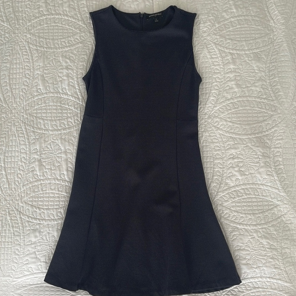 Banana republic navy dress with white dots size small